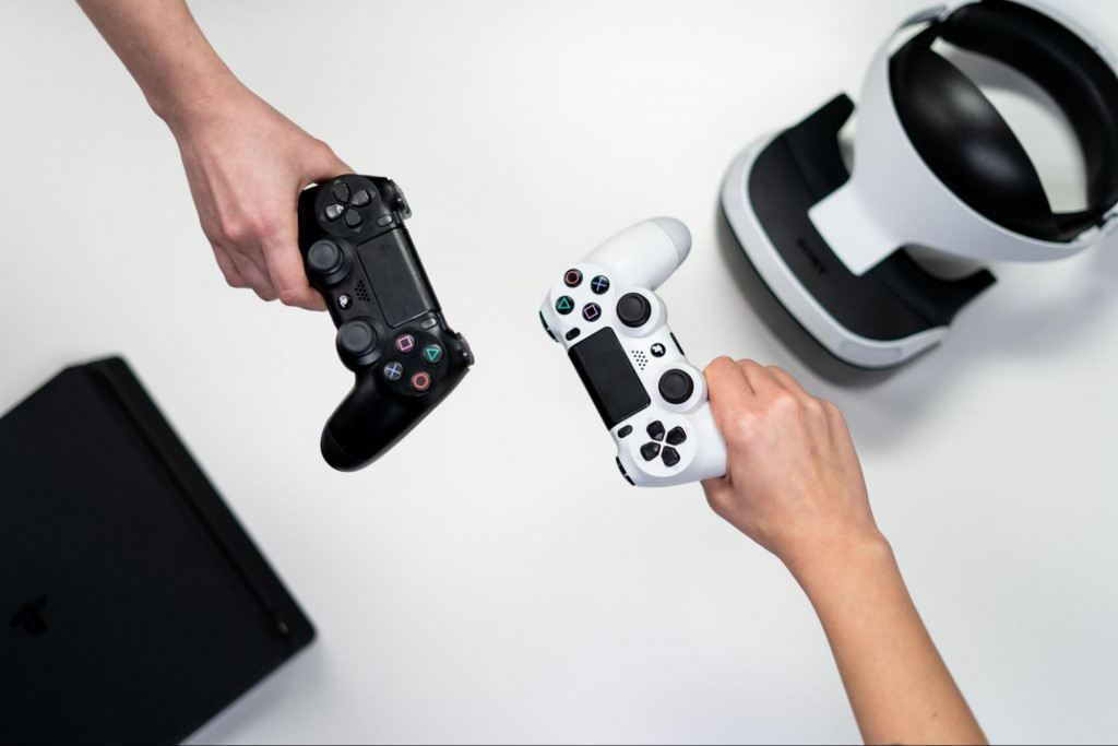 video game joysticks black and white